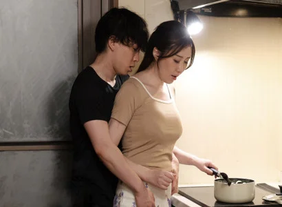 Mẹ kế đưa con chồng lên đỉnh