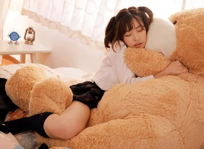 Trời đang mưa to làm tôi phải tìm chỗ trú